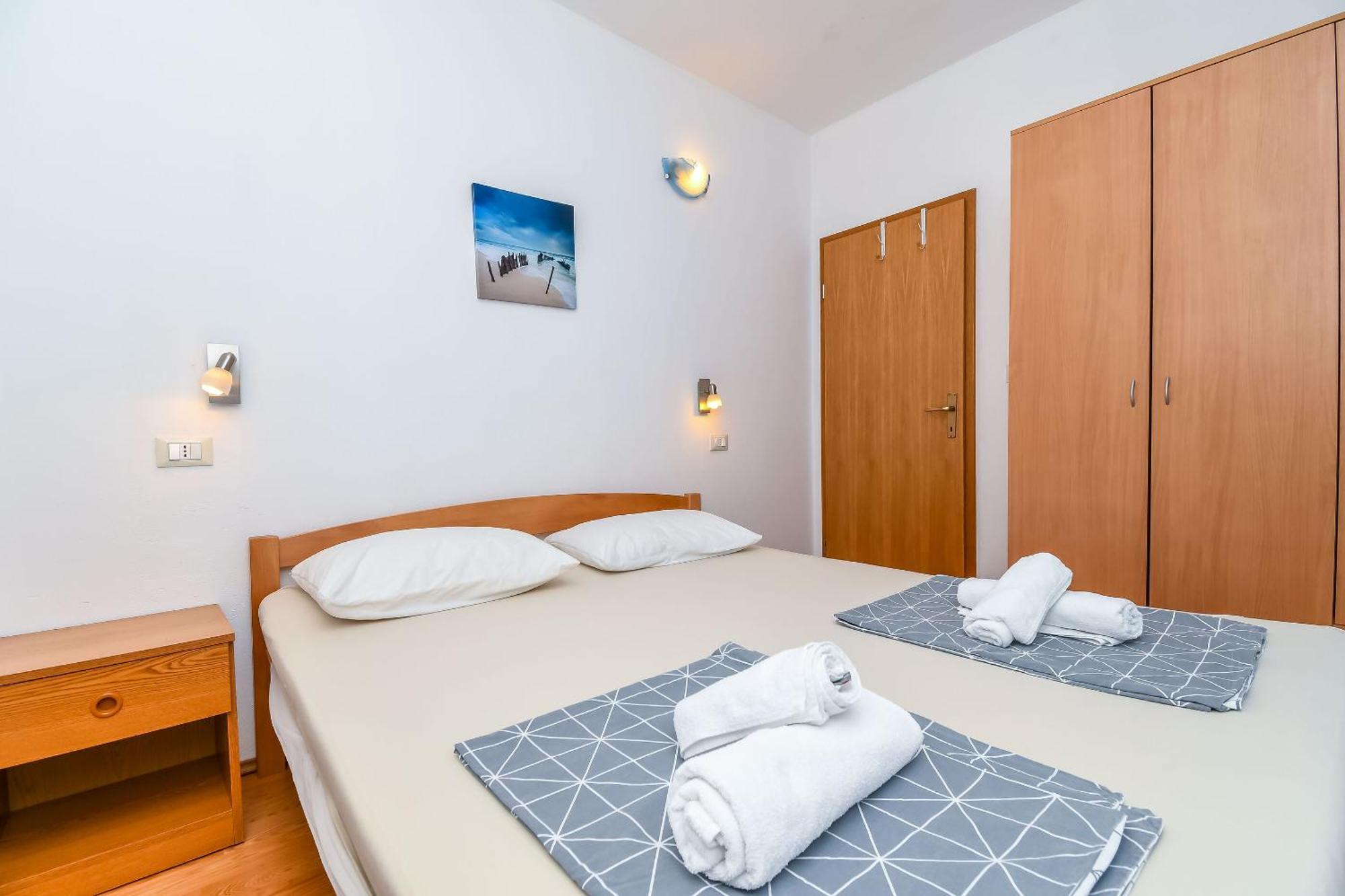 Apartment Mara Trogir Eksteriør bilde