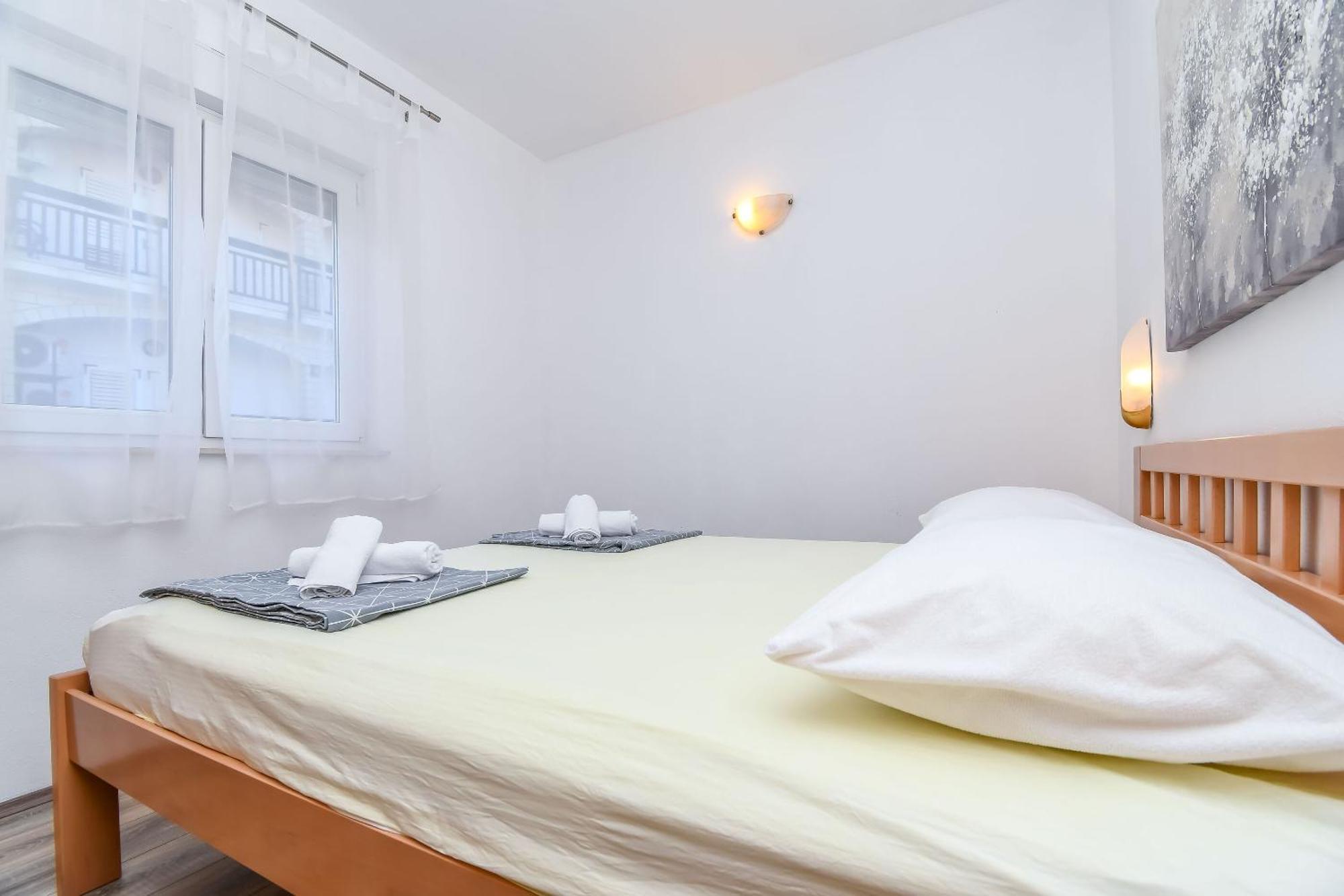 Apartment Mara Trogir Eksteriør bilde