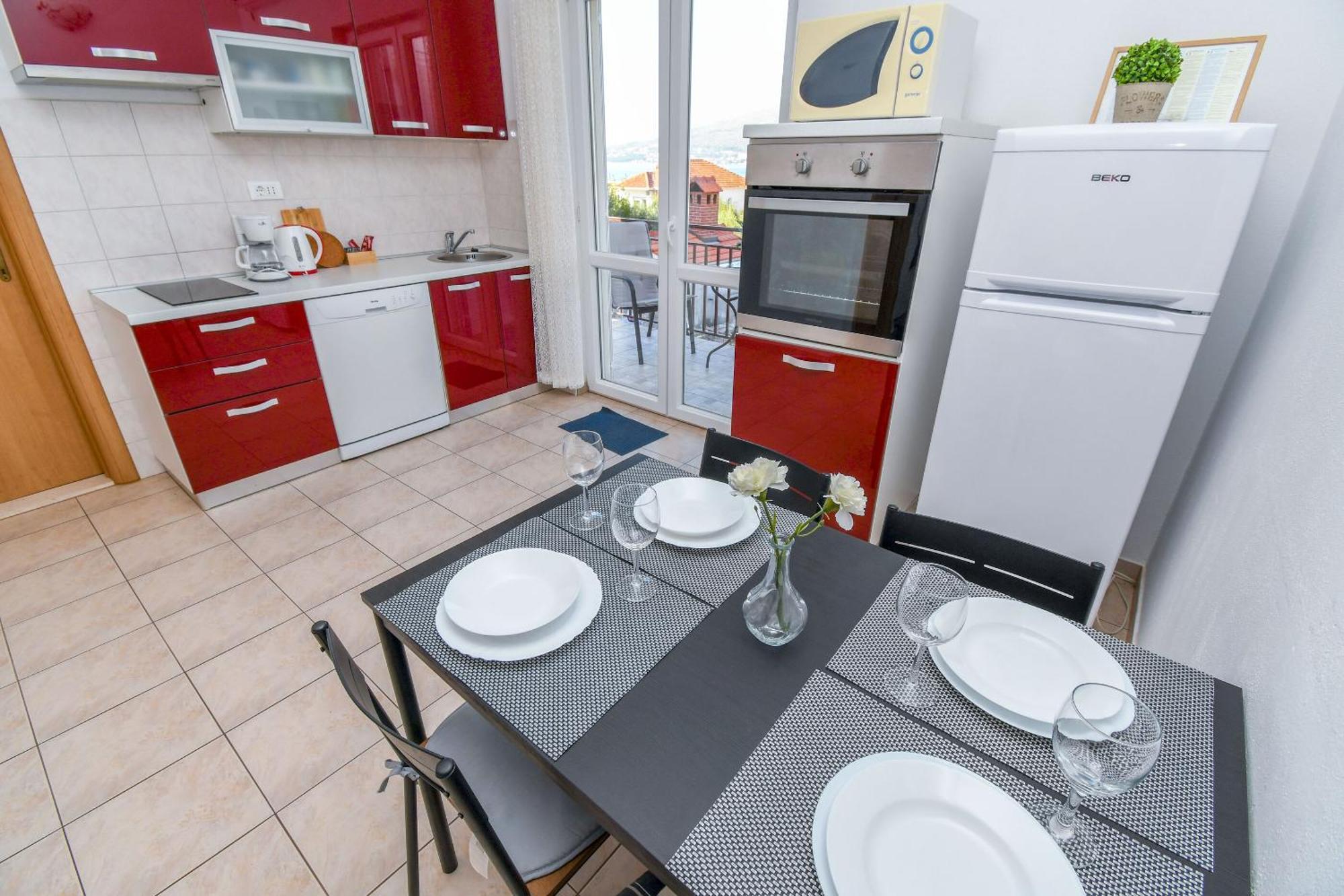 Apartment Mara Trogir Eksteriør bilde