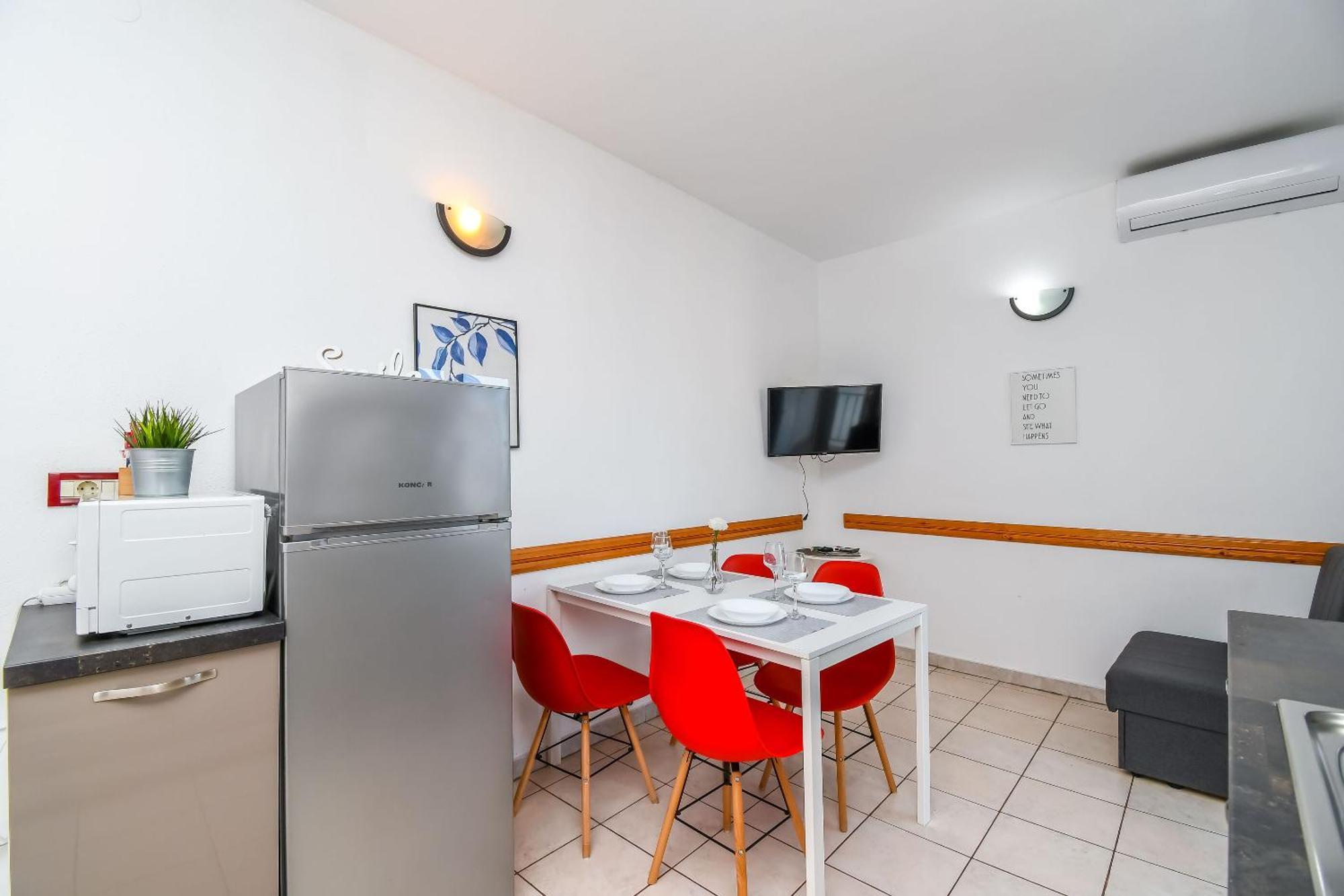 Apartment Mara Trogir Eksteriør bilde