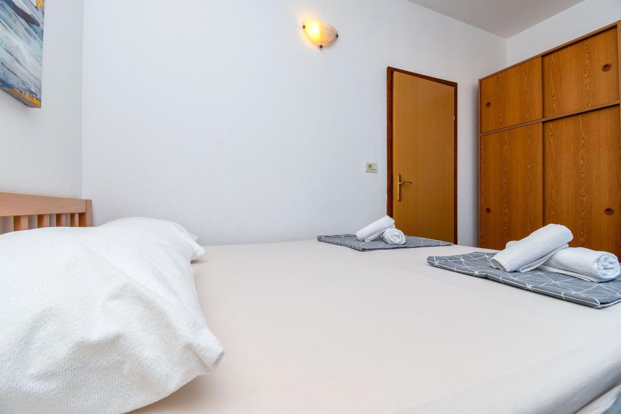 Apartment Mara Trogir Eksteriør bilde