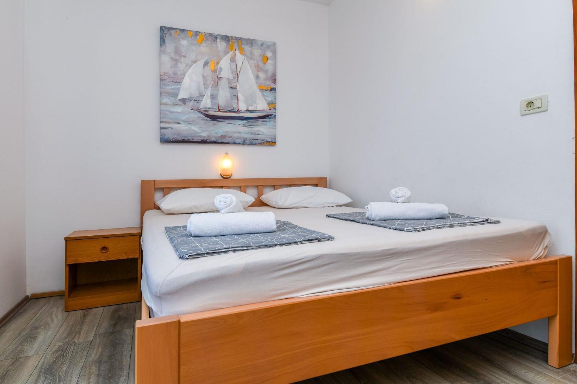 Apartment Mara Trogir Eksteriør bilde
