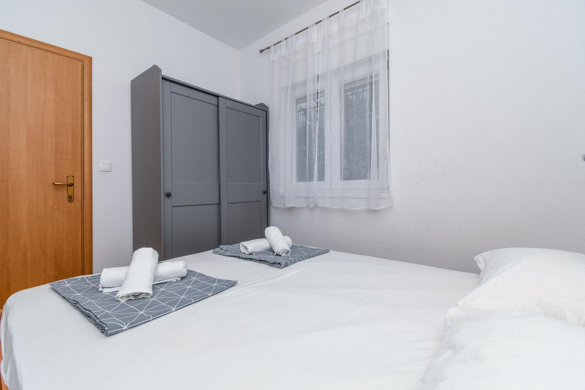Apartment Mara Trogir Eksteriør bilde