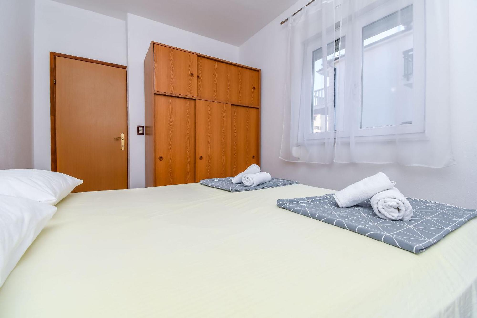Apartment Mara Trogir Eksteriør bilde